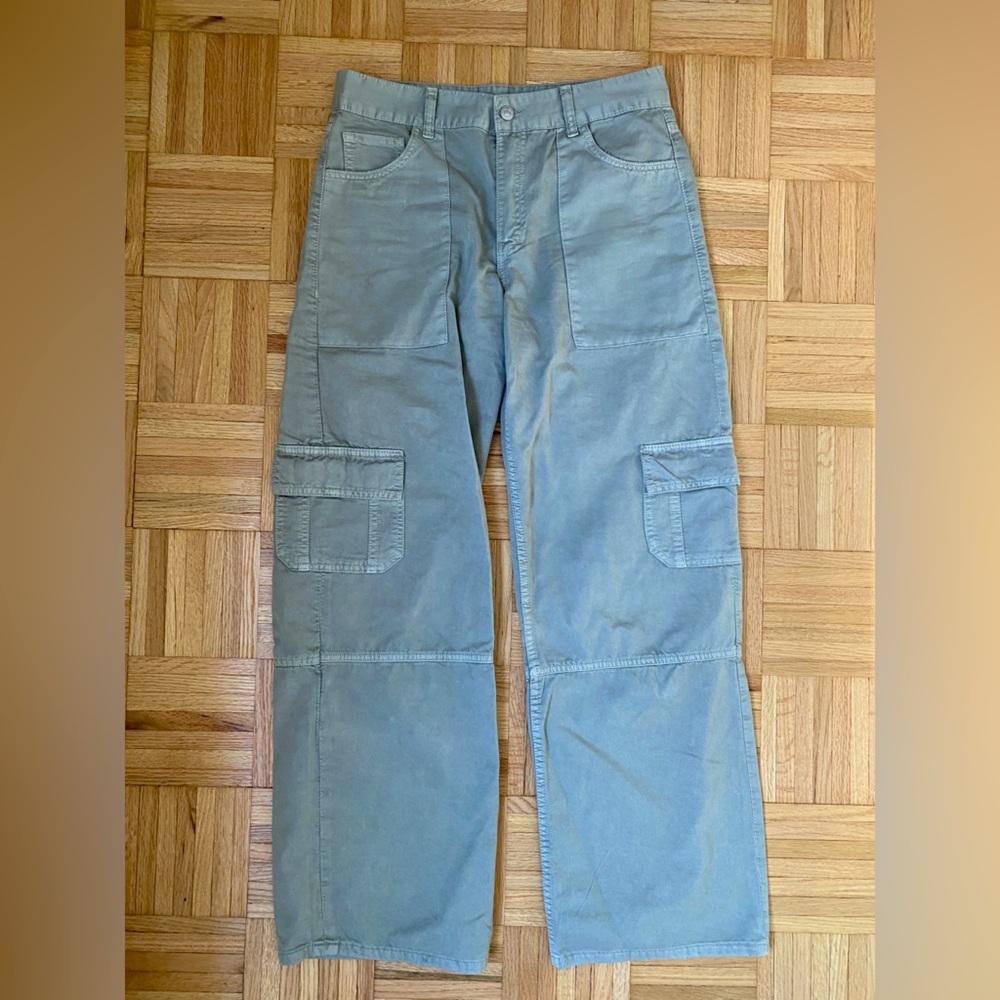 Zara Women’s Green Khaki Cargo Pants